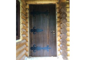 Входные деревянные двери для бани