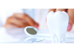 Восстановление целостности зубного ряда несъемным консольным протезом из диоксида циркония с винтовой фиксацией