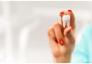 Удаление подвижных зубов