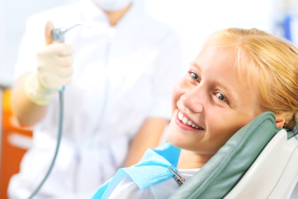 Лечение кариеса постоянных зубов у детей